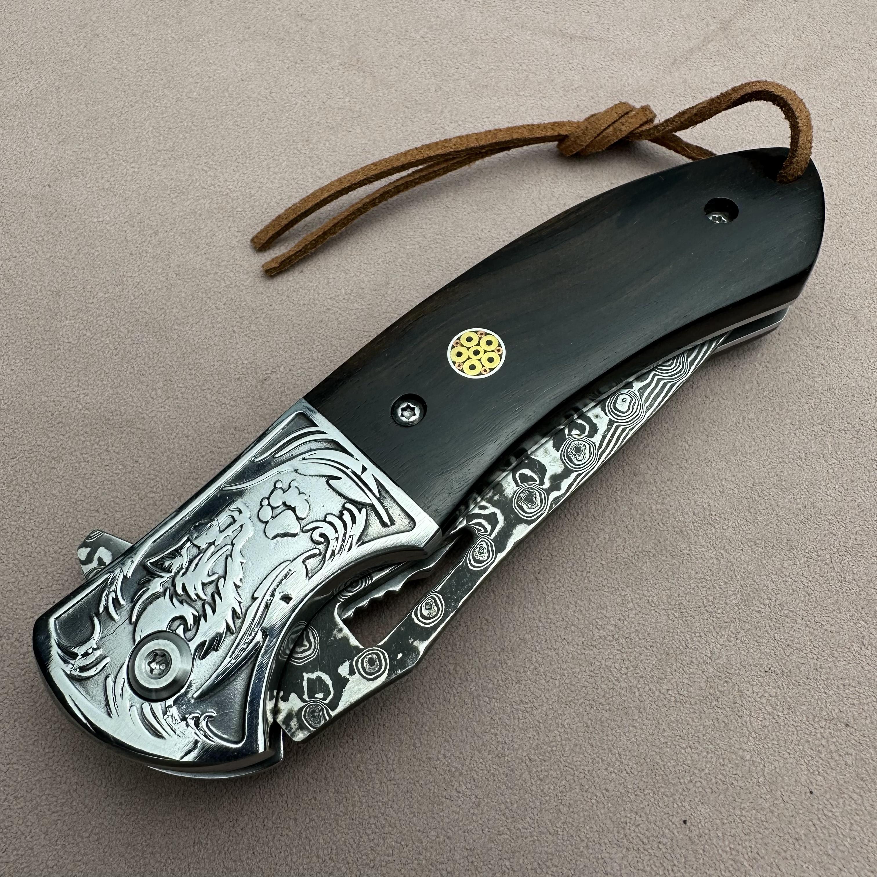 RJ06 Damascus Blade Abalone Shell/Sandalwood Handle Folding Knife Liner Lock