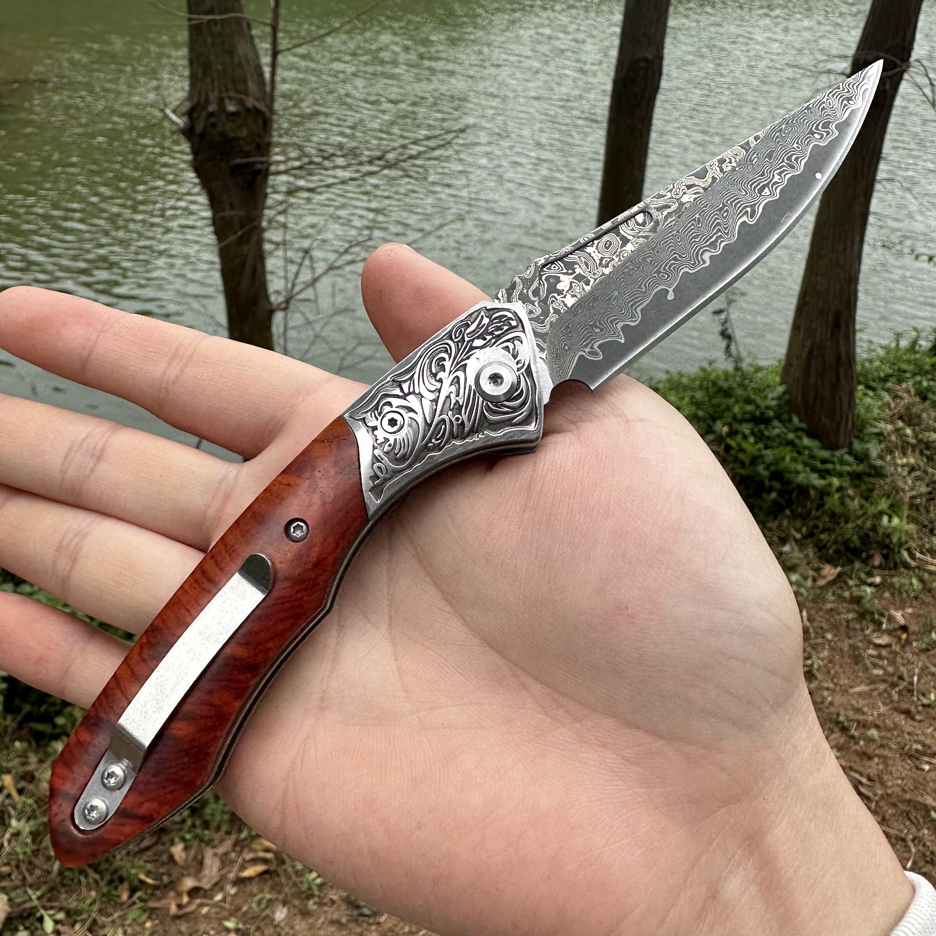 RJ14 Damascus Blade Sandalwood Handle Pocket Knife