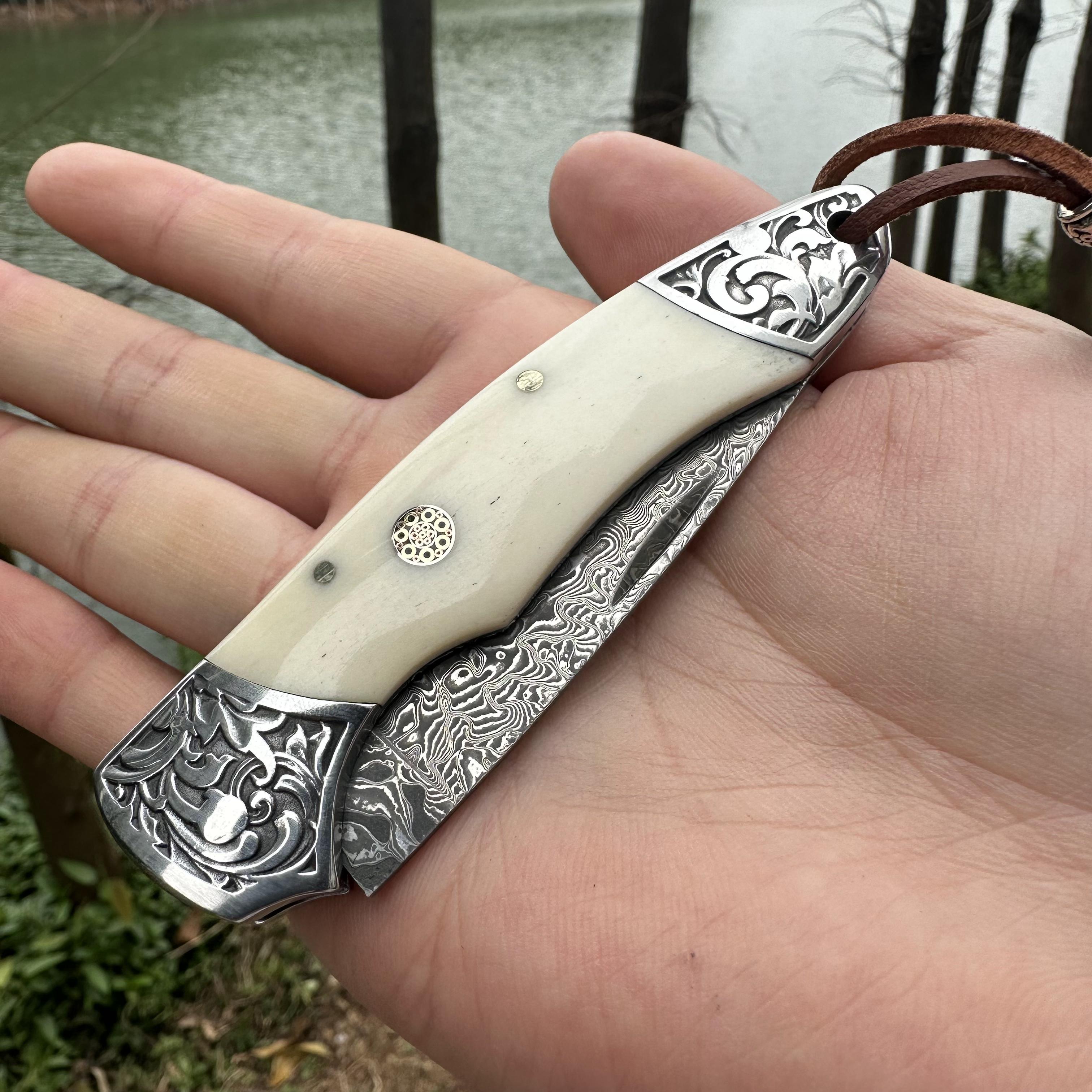 RJ11 Damascus Blade Beef Bone/Agate Handle Pocket Knife