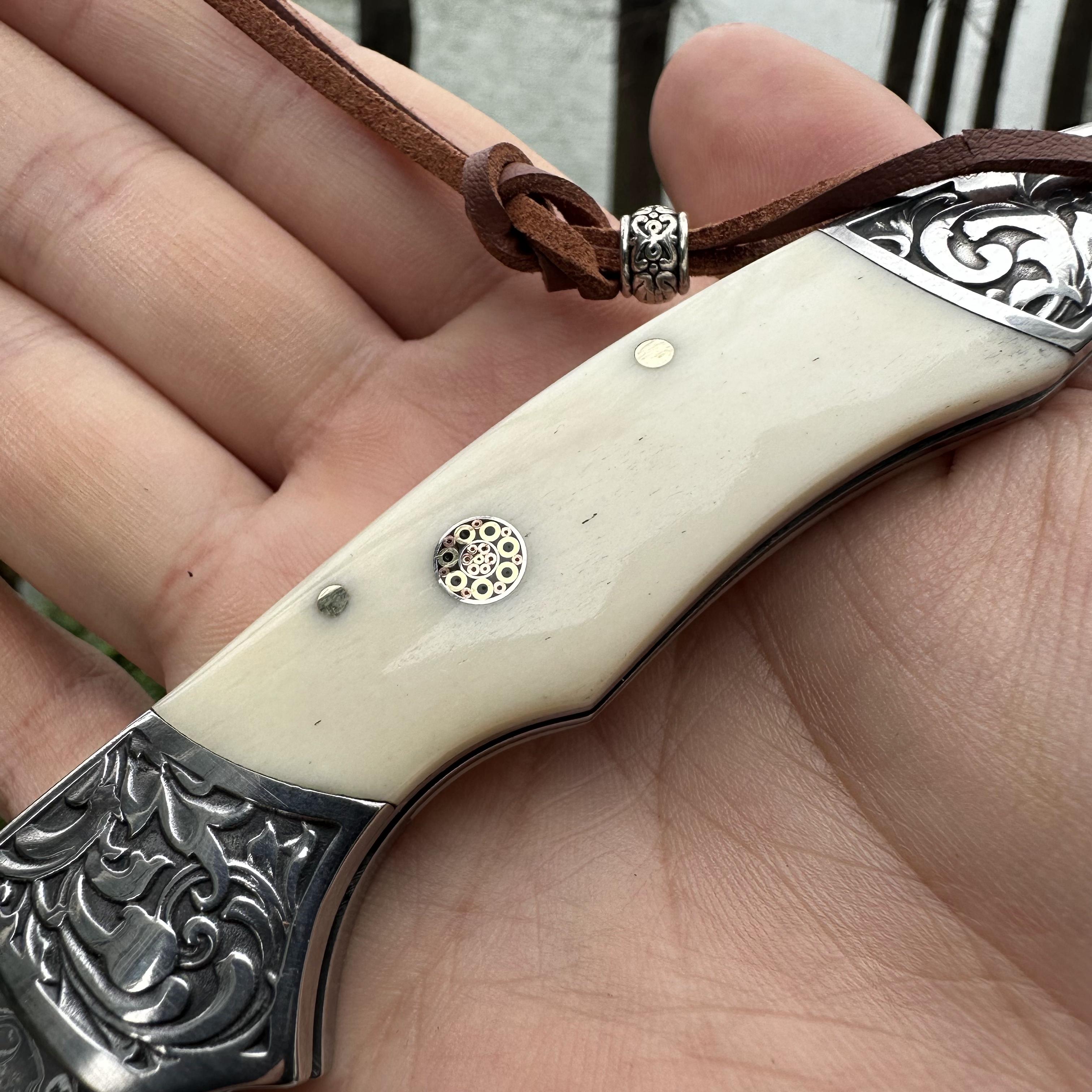 RJ11 Damascus Blade Beef Bone/Agate Handle Pocket Knife