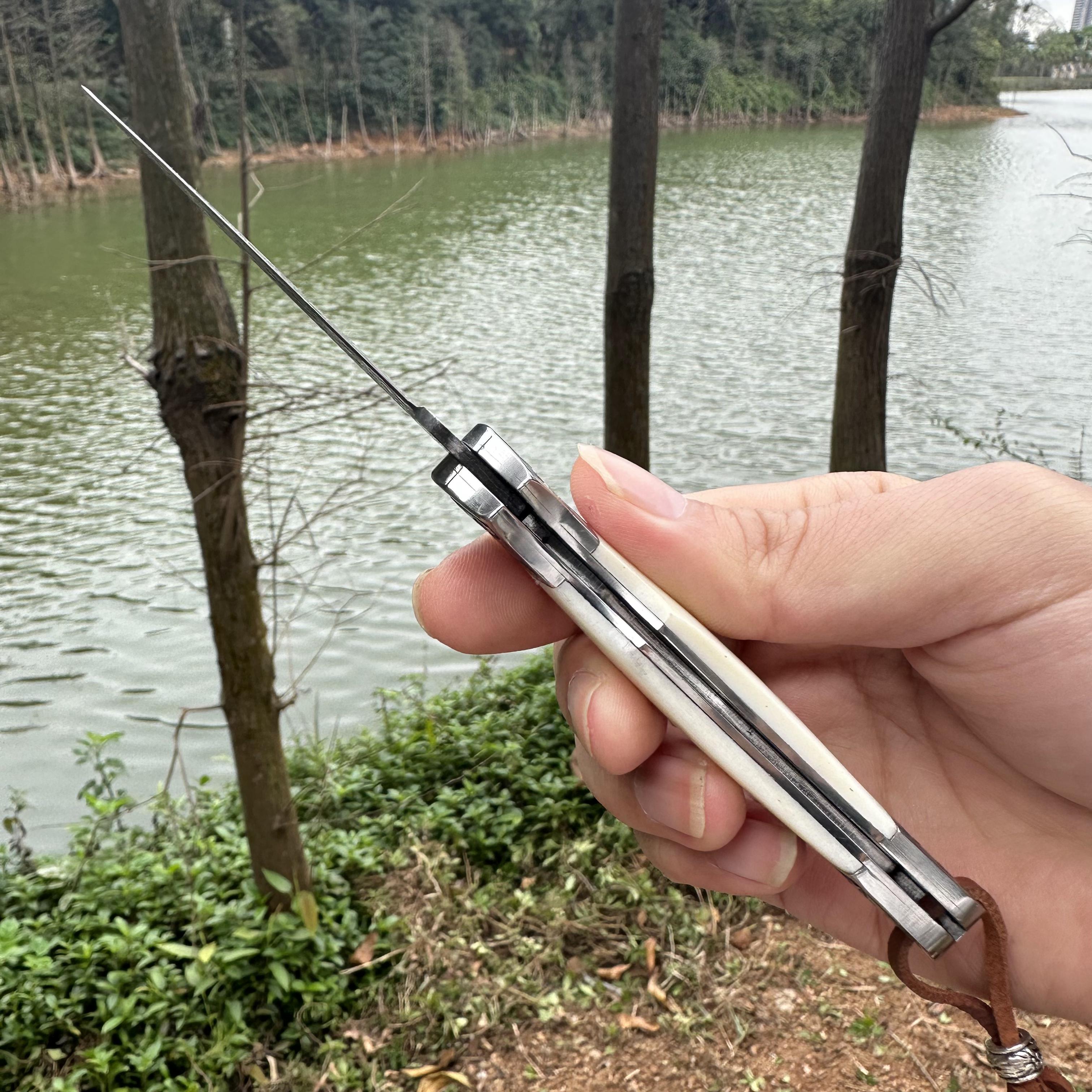 RJ11 Damascus Blade Beef Bone/Agate Handle Pocket Knife