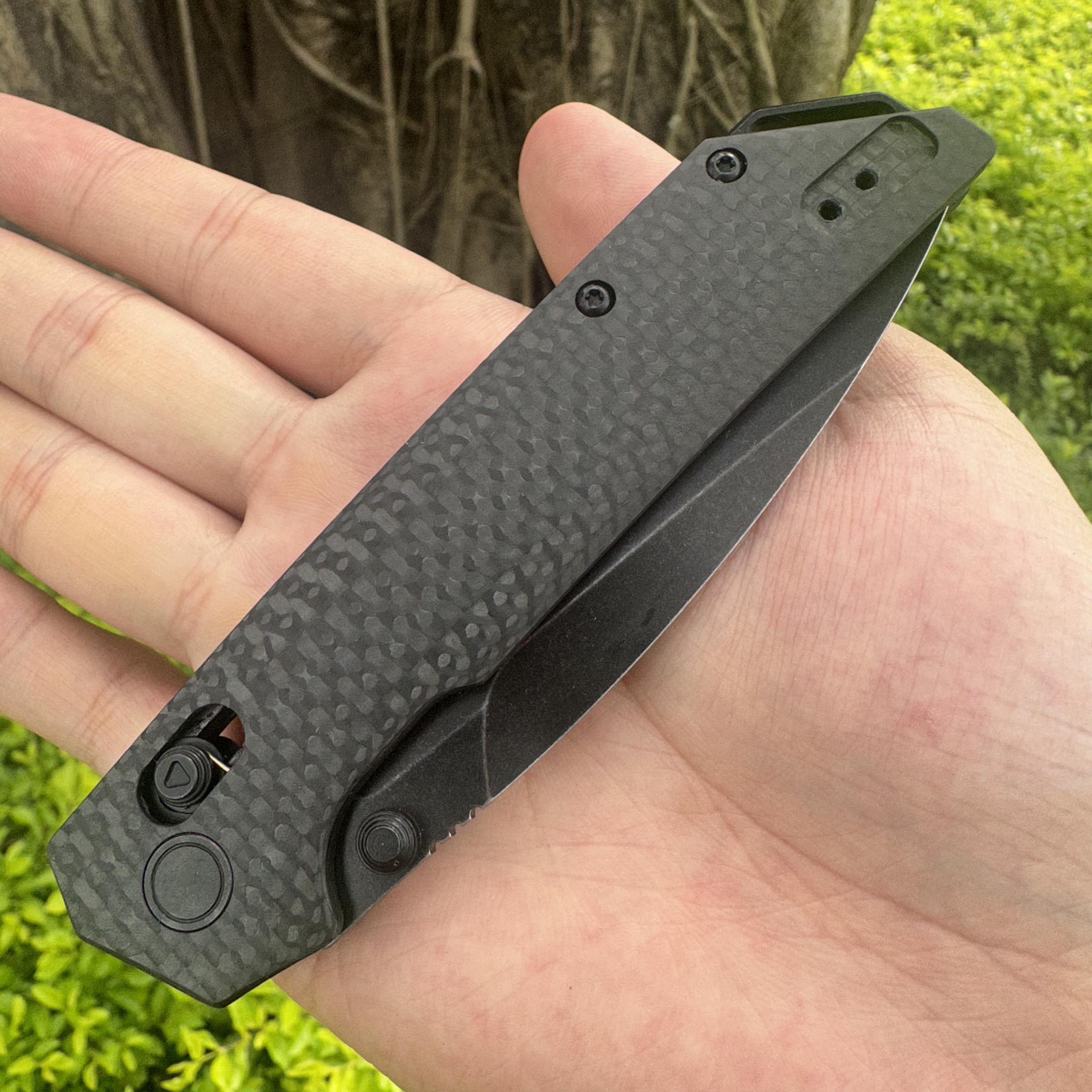 JJ198C D2 Steel Carbon Fiber Folder Axis Lock