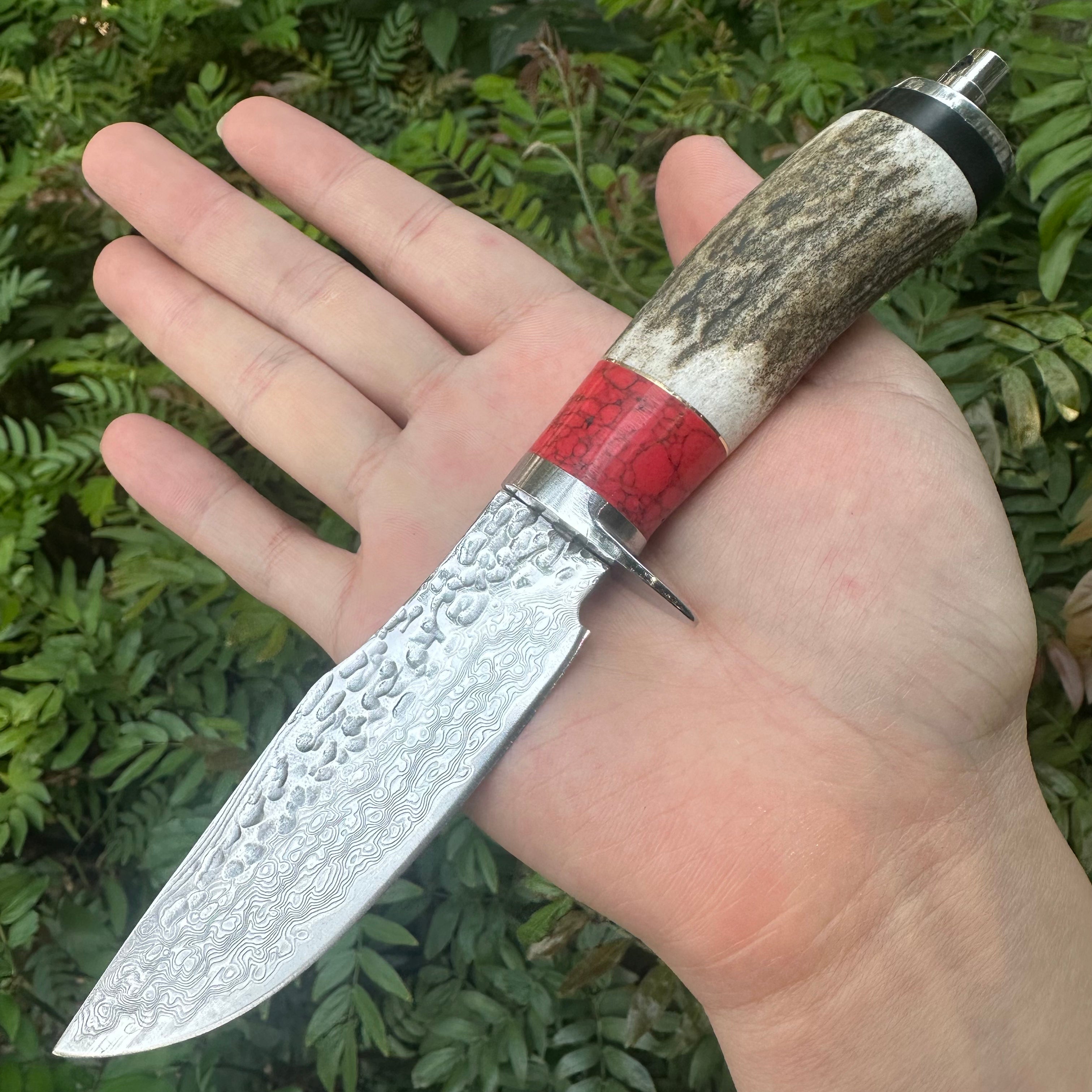A034 Fixed Damascus VG10 Blade Knife Antlers Handle Leather Sheath