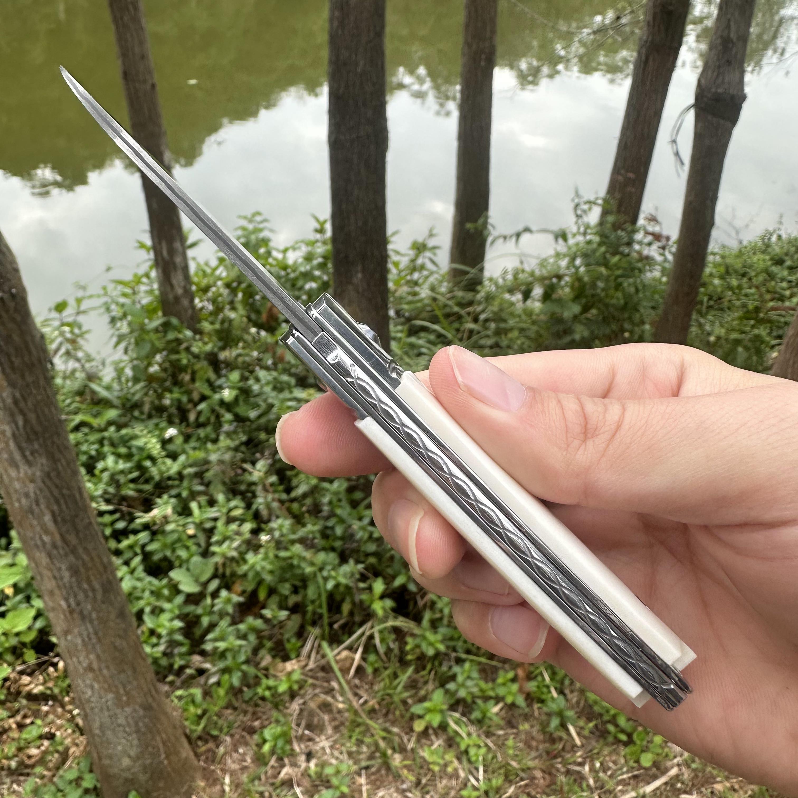 TF1042 Damascus VG10 Blade Beef Bone Handle Pocket Knife