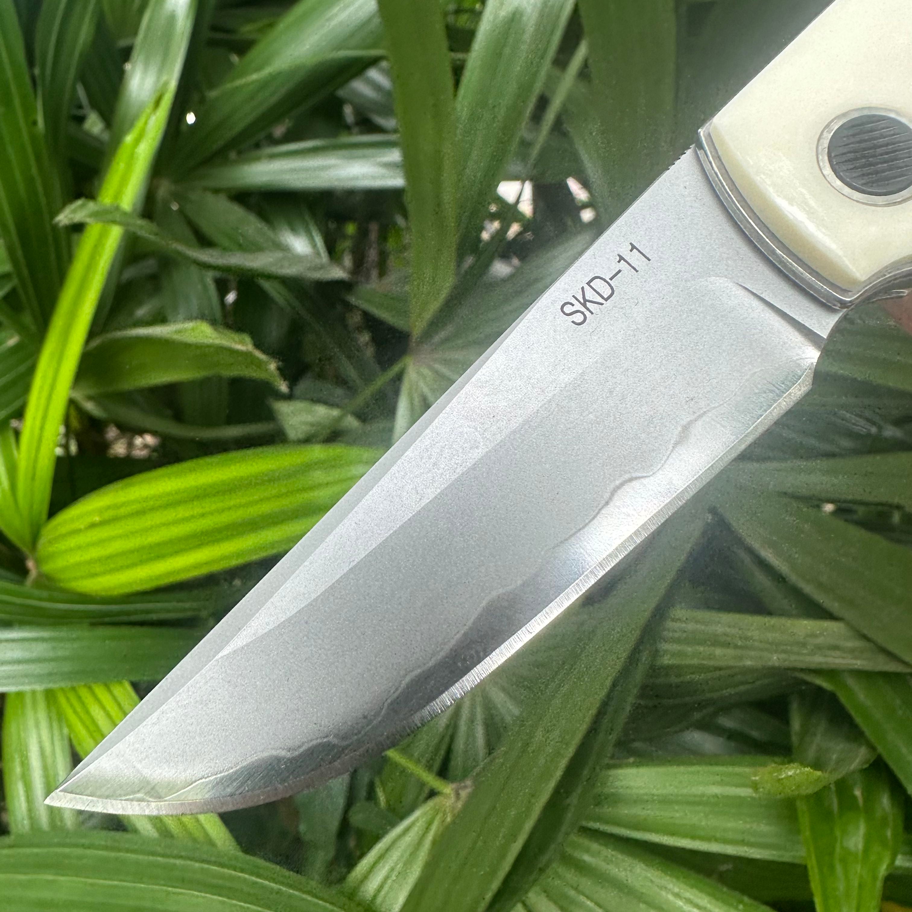 RJ22 SKD11 Blade OX Bone Handle Folding Knife Liner Lock