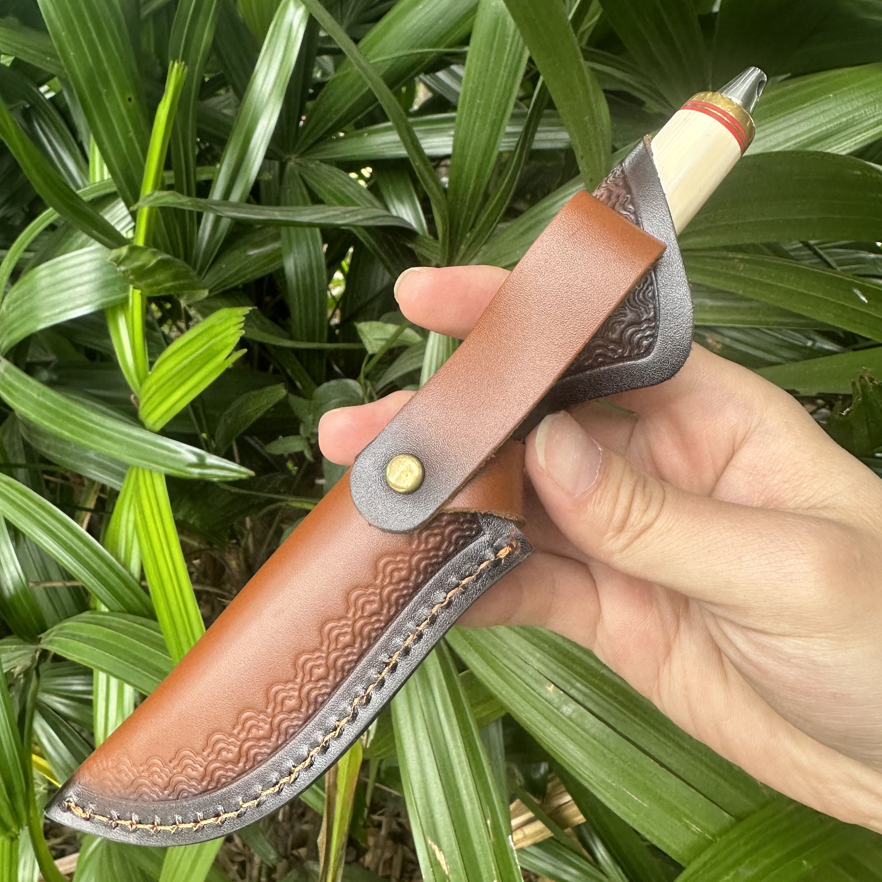 A038 Mini Fixed Damascus VG10 Blade Knife White Resin Handle Leather Sheath